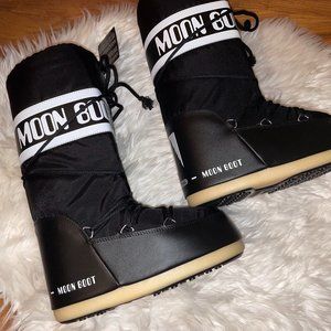 NEW Moon Boot Snow Boots Black (Size 7-8.5)
